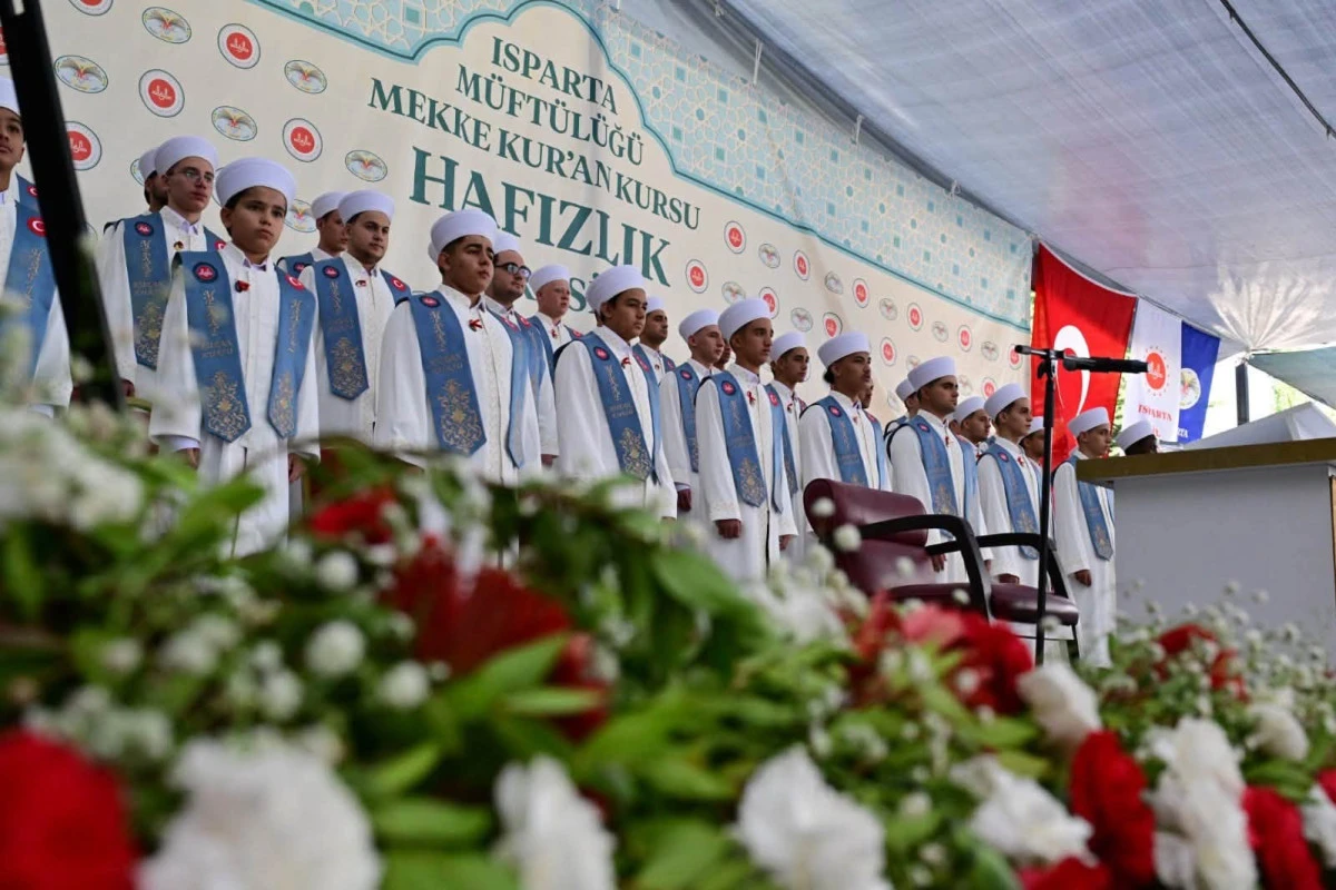 44 GEN&Ccedil; HAFIZ İCAZET ALDI