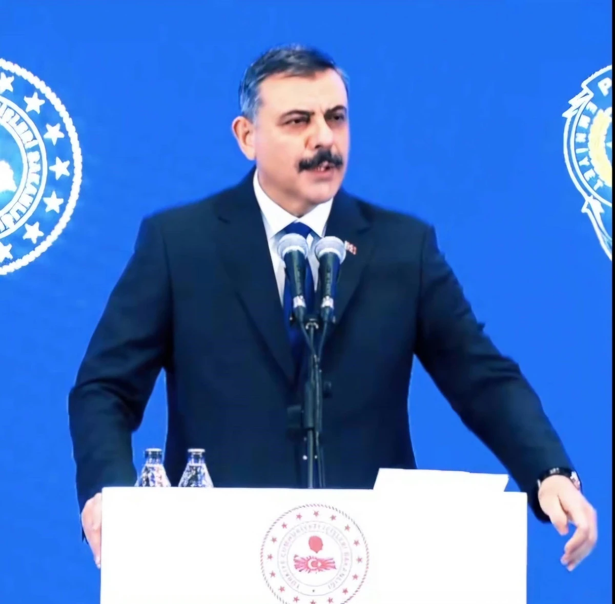 BAKAN &Ccedil;İFT&Ccedil;İ&rsquo;DEN EMNİYET M&Uuml;D&Uuml;RLERİNE 10 TALİMAT