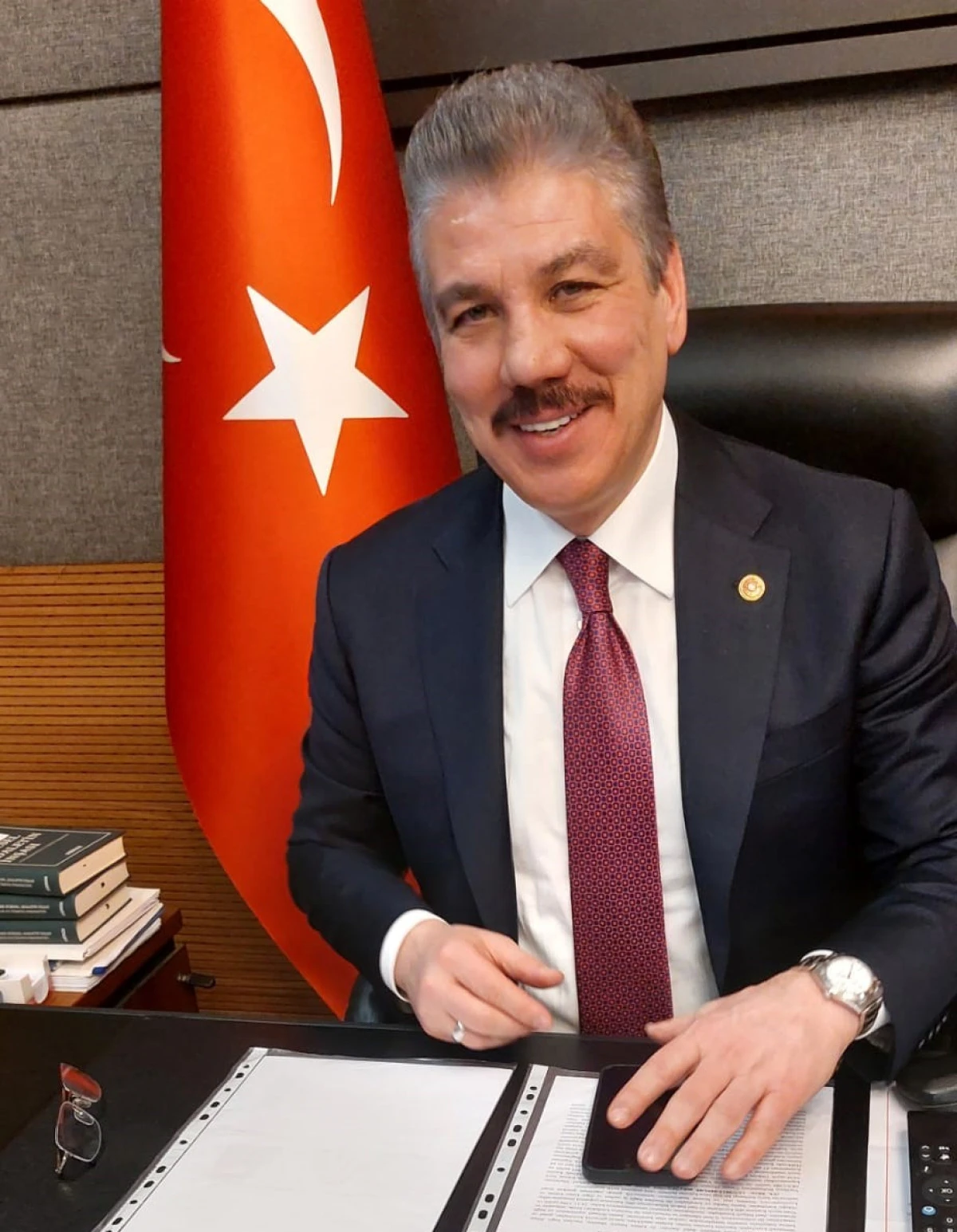 DAVA ADAMI: PROF. DR. C&Uuml;NEYT Y&Uuml;KSEL
