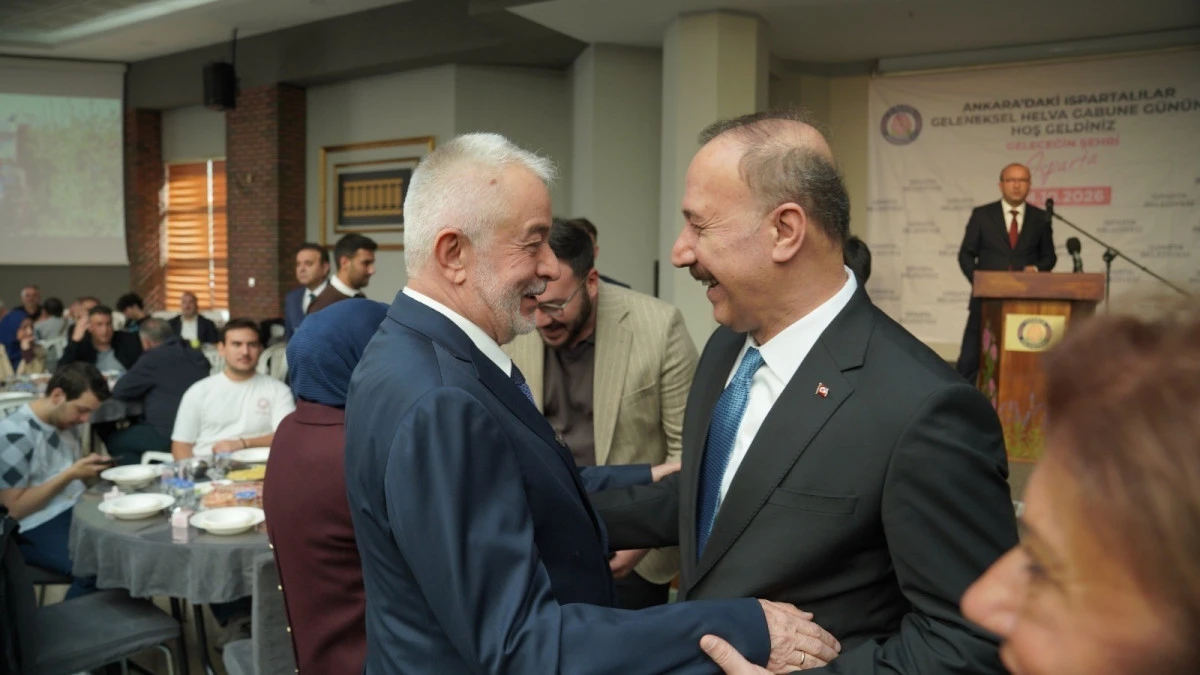EL SIKIŞMANIN &Ouml;TESİNDE BİR ISPARTA FOTOĞRAFI