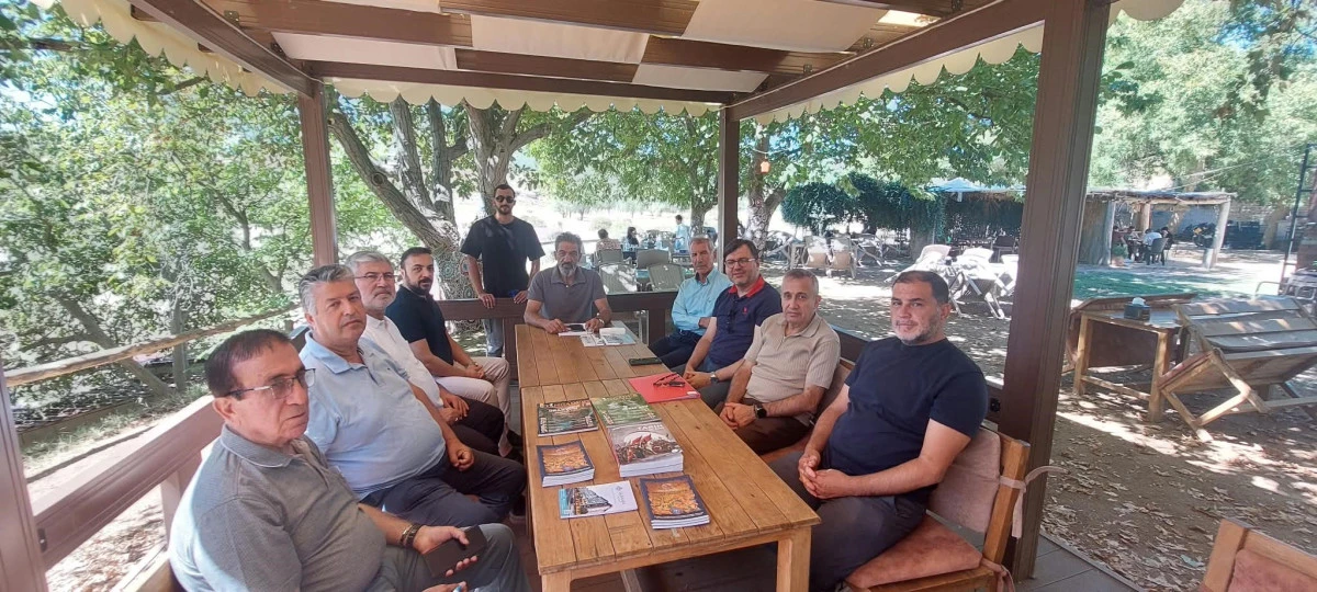 ISPARTA PLATFORMU, ATABEY AT &Ccedil;İFTLİĞİ&rsquo;NDE BULUŞTU