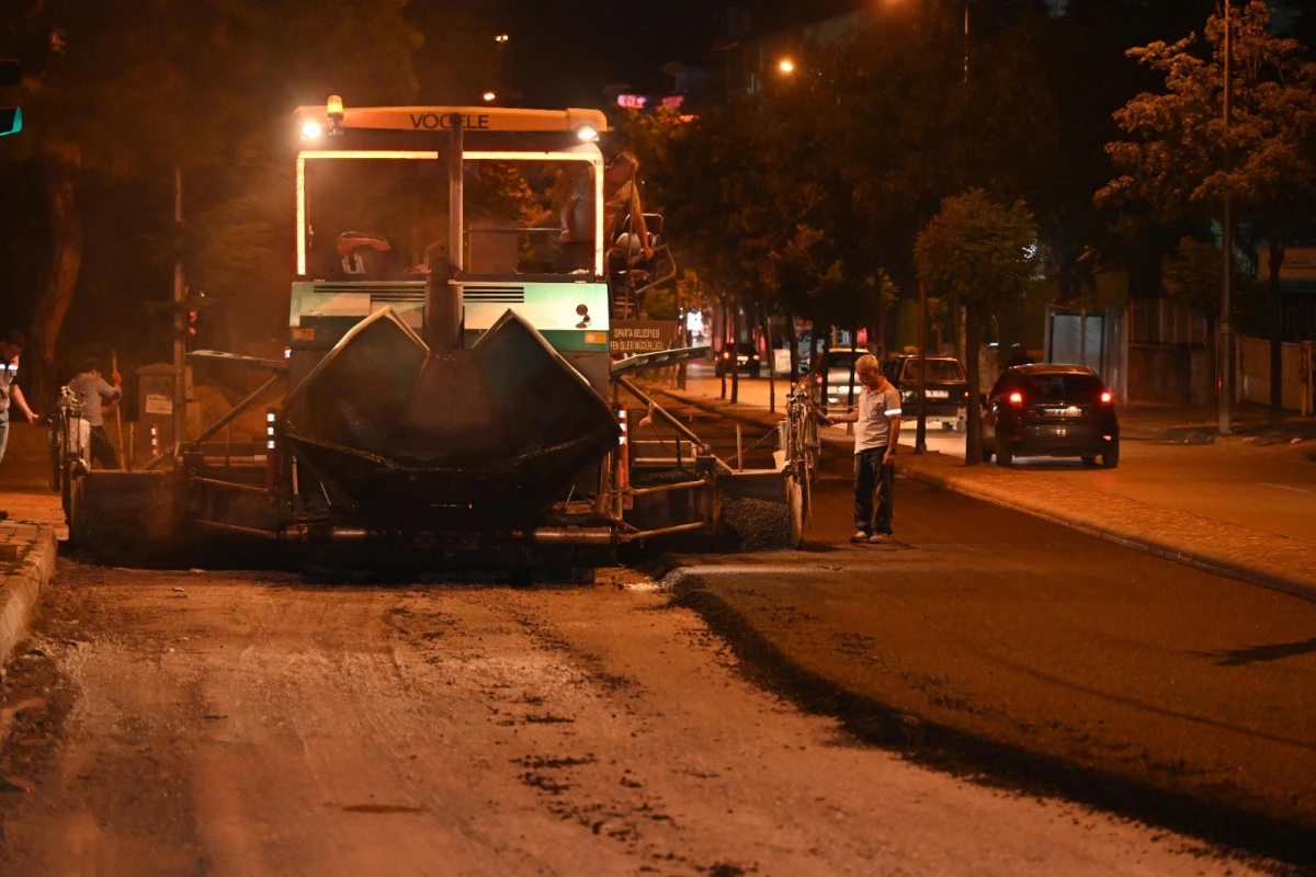 Isparta&rsquo;da asfalt seferberliği: G&ouml;lc&uuml;k Caddesi yenileniyor