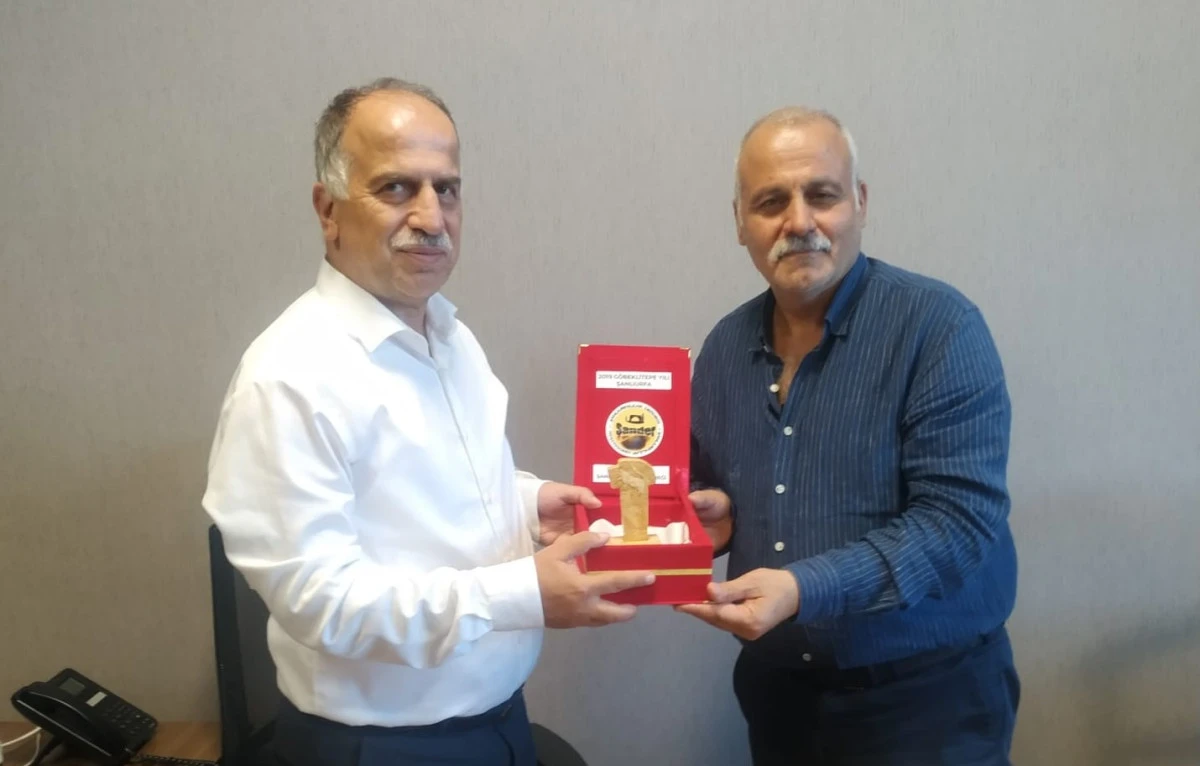 ŞANDER&rsquo;den Mahmut Adil Savaş&rsquo;a tebrik ziyareti