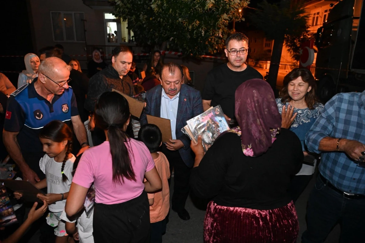 SİNEMASI ETKİNLİĞİNE YOĞUN İLGİ