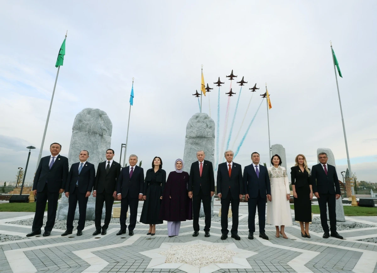 T&Uuml;RK D&Uuml;NYASININ LİDERLERİ MEDENİYET PARKI&rsquo;NIN A&Ccedil;ILIŞINDA BULUŞTU