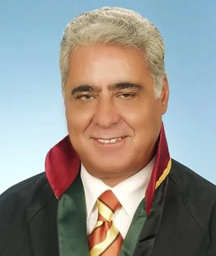 Av. Mustafa Kuran